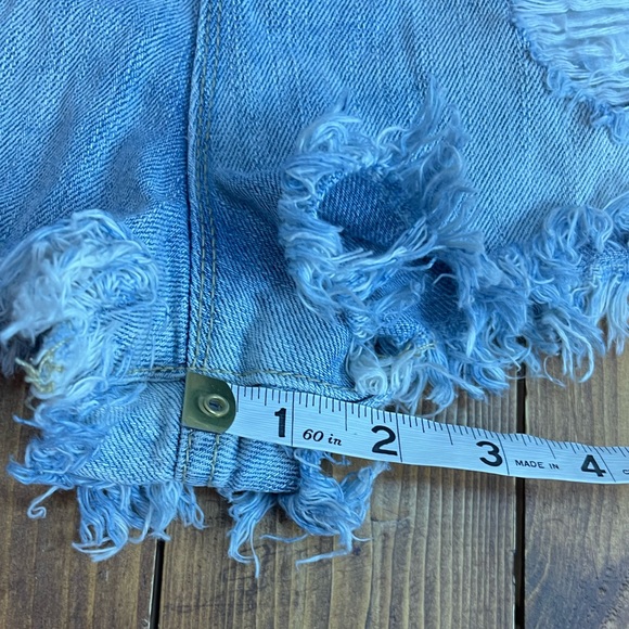 Urban outfitters BDG super high rise cheeky jeans shorts size 29 - Picture 8 of 8